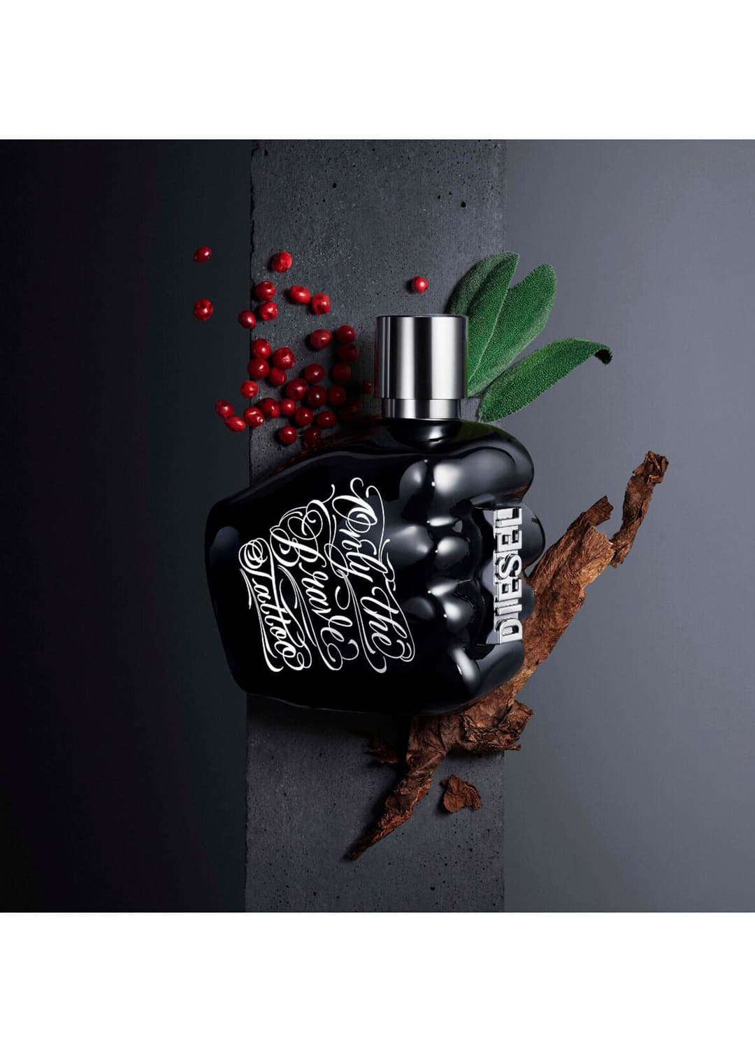 Diesel Only The Brave Tattoo Edt 125ml Erkek Tester Parfüm görsel 2